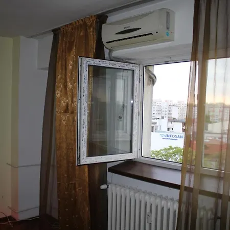 Modern Center 2 Бухарест