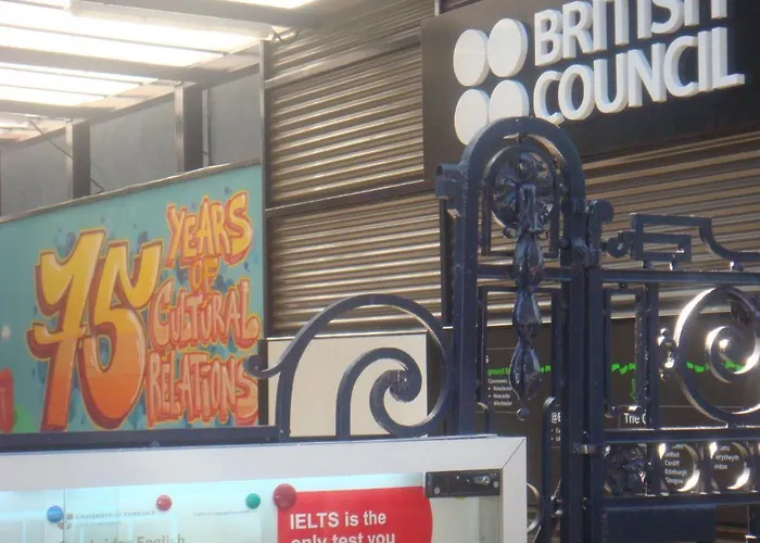 Апартаменти Decebal Premium Apartment